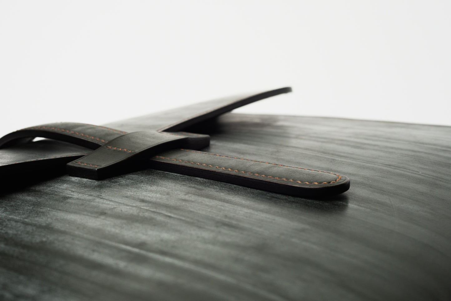 クラッチバッグ bridle