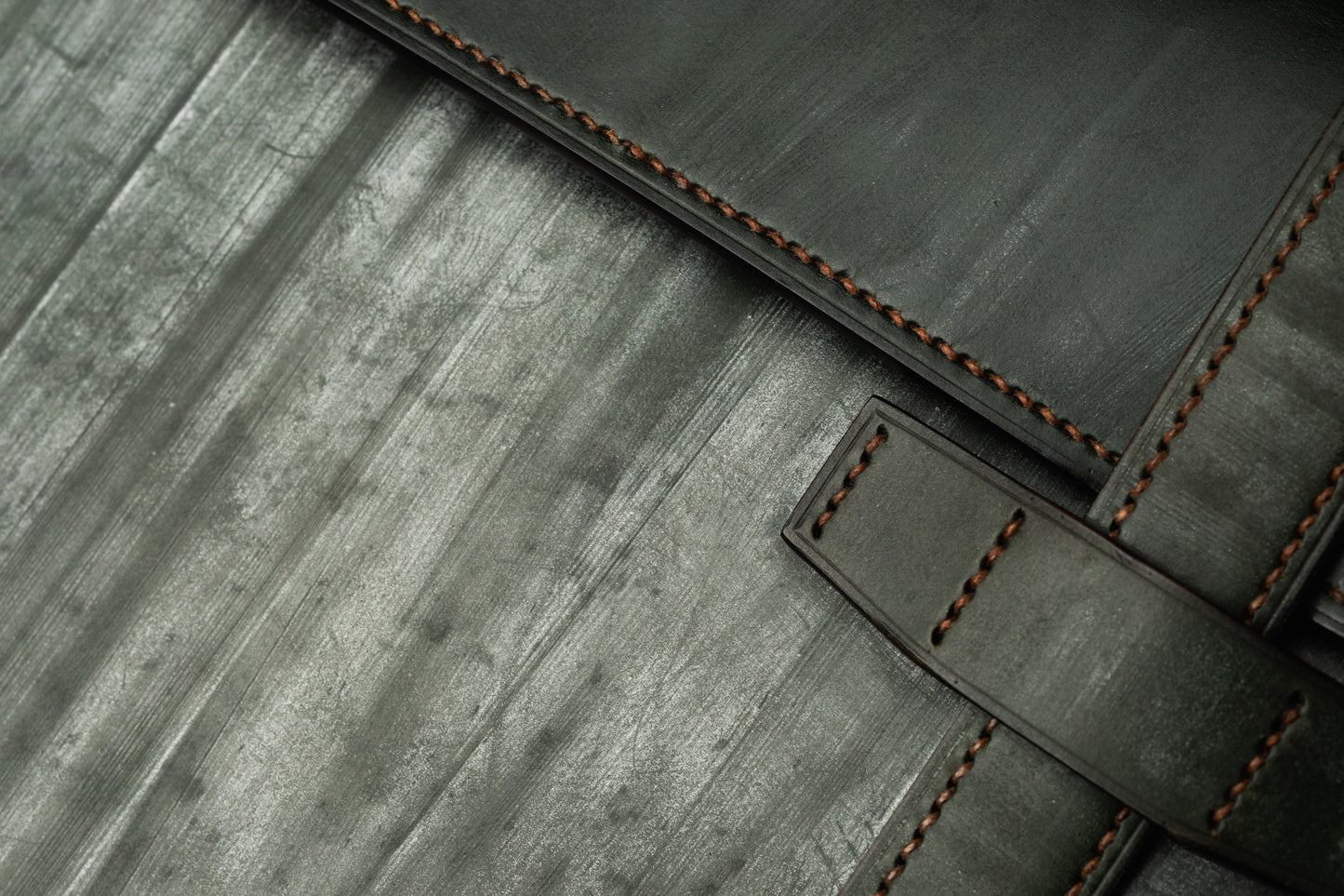 クラッチバッグ bridle